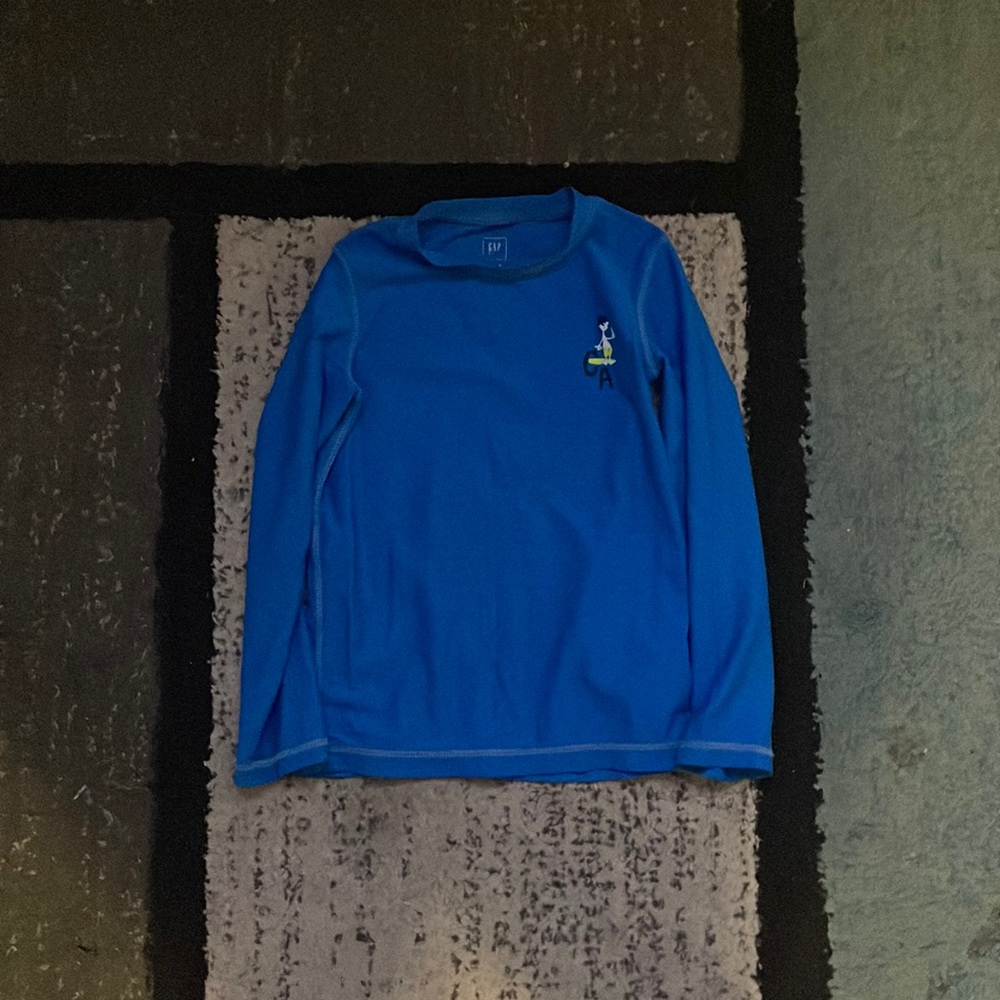 Long sleeve boys rash guard